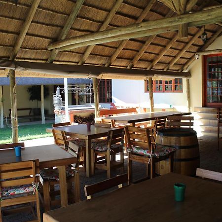 Uitkyk Guest Farm Hotel Usakos Buitenkant foto