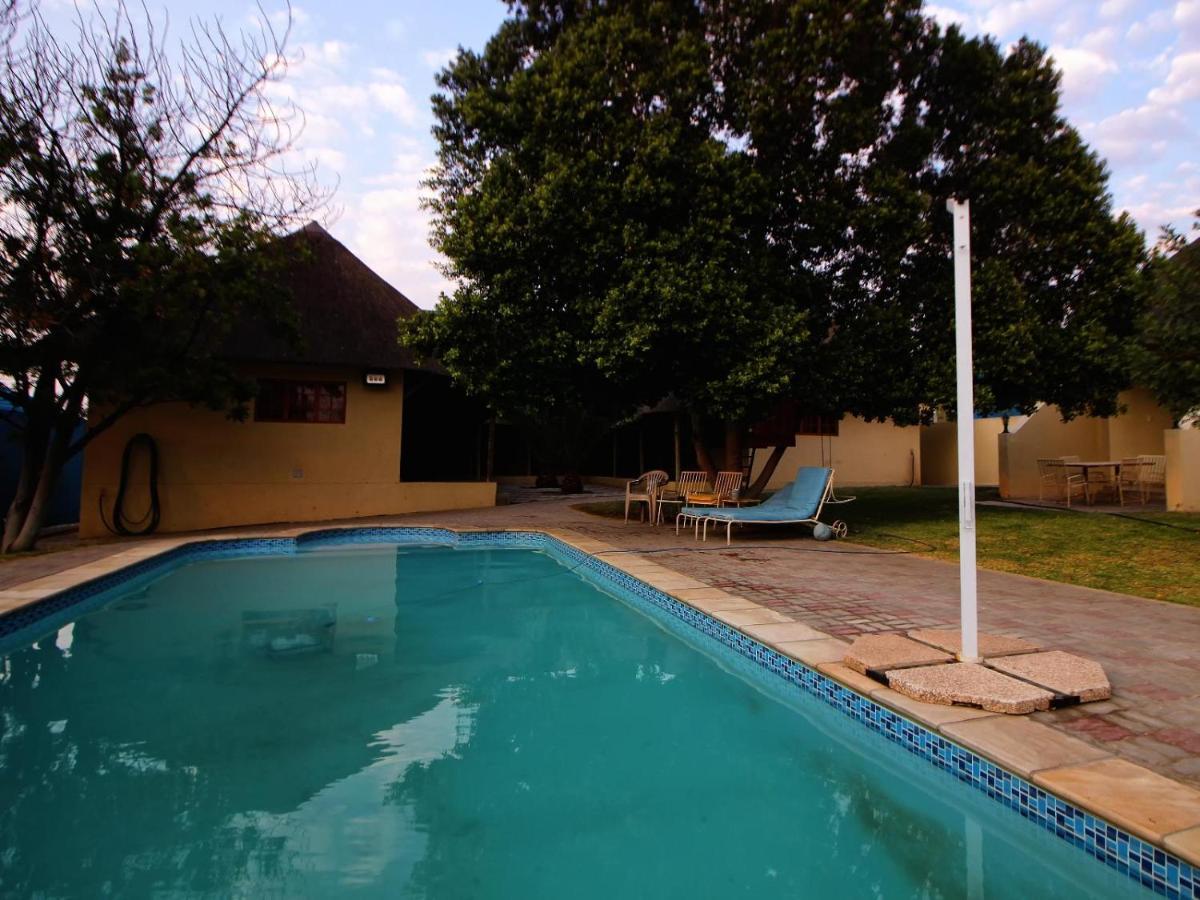 Uitkyk Guest Farm Hotel Usakos Buitenkant foto